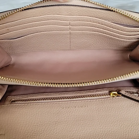 Tory Burch McGraw Convertible Crossbody - Picture 10 of 15